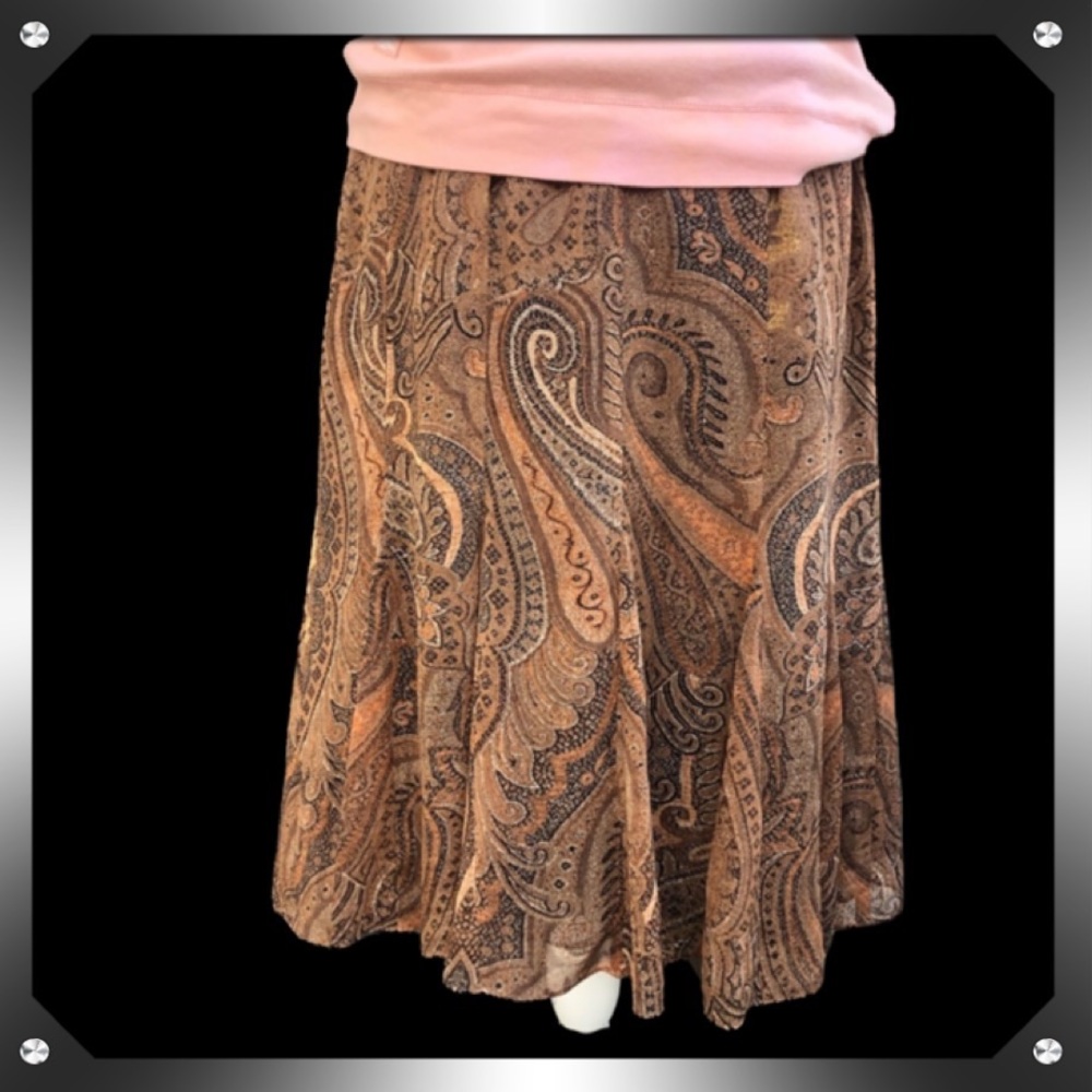 Anne Klein Skirt, size 8P - Picture 3 of 11
